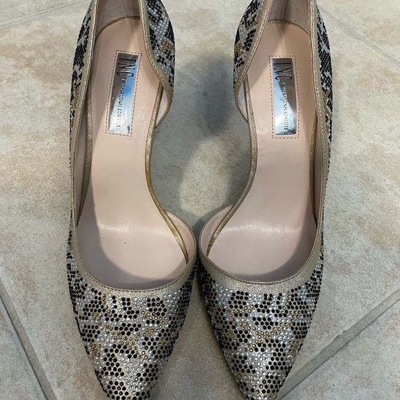 INC International Concepts Gold and Black Heels with Crystal Embellishments - Picture 1 of 3